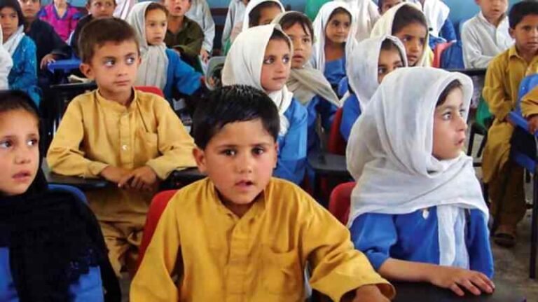 KP Eyes Public-Private Partnerships to Revamp 55 Struggling Colleges