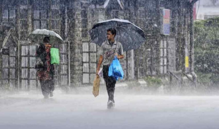 Torrential Rains Flood Rawalpindi, Islamabad; Leh Nullah Reaches Pre-Alert Level